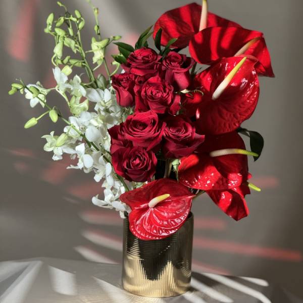 Elegant Floral Vase